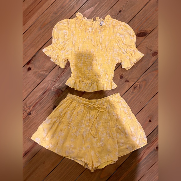 Sabo Skirt yellow floral matching set, size small - Picture 2 of 7